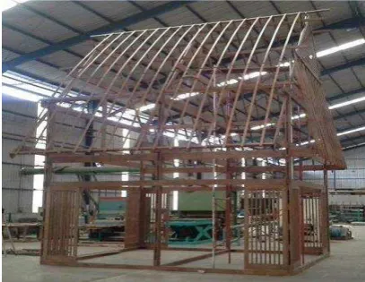 Gambar 1.8 Rumah Lumbung (sumber: https://www.facebook.com/laminatedveneerlumber, 
