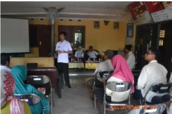 Gambar  1.  Suasana  Seminar  Ekowisata 