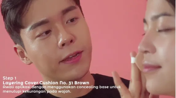 Gambar 3.8. Screenshot Video Make-up Tutorial  (Sumber: Dokumentasi Pribadi) 