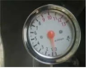 Gambar 10. Termometer Air Raksa
