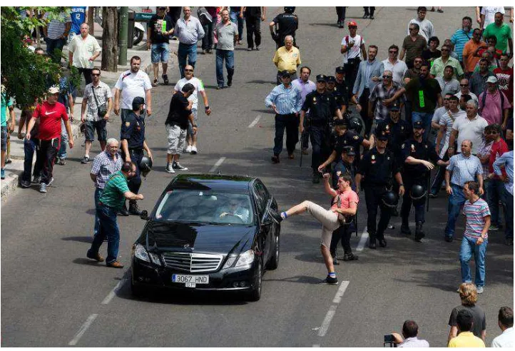 Gambar III: Demonstrasi Anti-Uber di Spanyol. Foto: Wired.com 