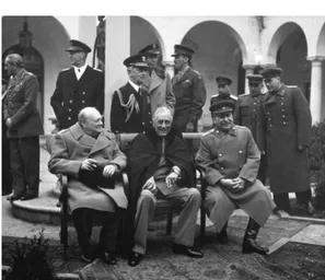 Gambar  tersebut  merupakan  tiga  tokoh  pemimpin  dunia  yang  berpengaruh  pada  masa  Perang  Dunia  II