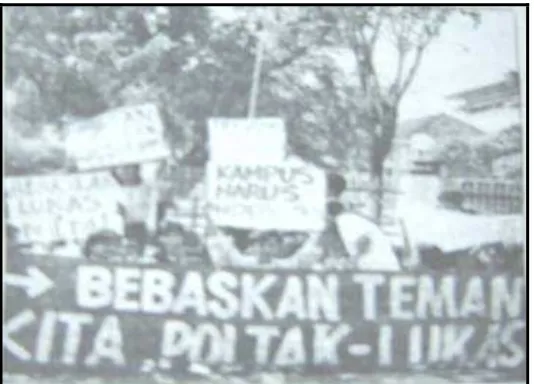 Gambar 3. Aksi Solidaritas dari mahasiswa Semarang  
