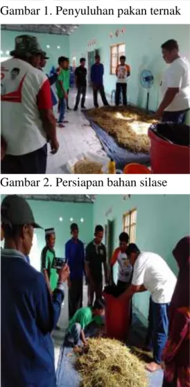 Gambar 4. Pemasukan bahan campuran  ke tong ember 