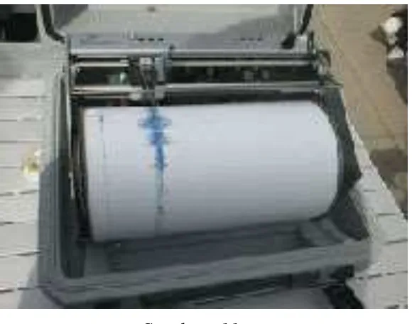 Gambar .11 Seismograf, alat pengukur kekuatan/intensitas gempabumi. 
