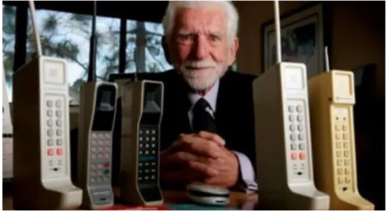 Gambar 9: Martin Cooper, penemu telepon seluler
