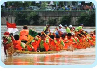 Gambar  4.5  Perayaan lomba perahu di sungai Cisadane Tangerang-Banten