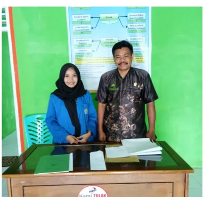 Gambar 1: Wawancara bersama Bapak Tajuddin Tahir, S,Ag selaku Kepala KUA Kecamatan  Tellu Limpoe Kabupaten Sinjai (1 Maret 2018 ) 
