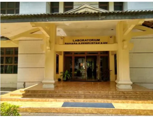 Gambar 2.2 Perpustakaan