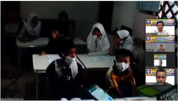 Foto 3. Komunikasi virtual dan interaktif