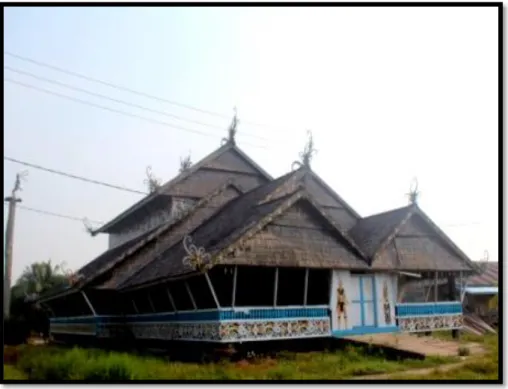 Foto Rumah Adat Uyau Iyot
