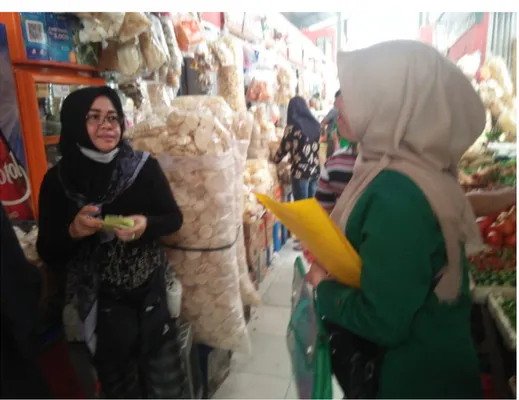 Foto 10: Wawancara dengan ibu Mira  selaku Nasabah    BPRS Mitra Agro Usaha Bandar Lampung 