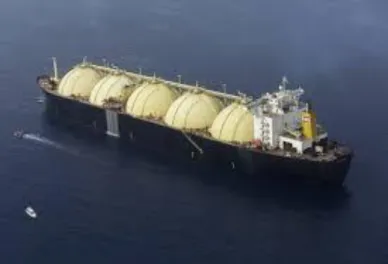 Gambar 2.19 kapal LNG 