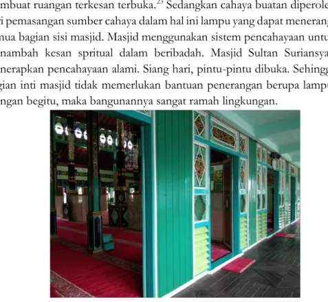 Gambar 10. Gambar Pintu Terbuka Masjid Sultan Suriansyah   yang Ramah Lingkungan 