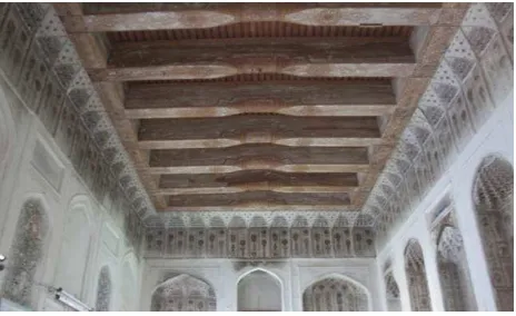 Figure 5. Ceiling beams in a traditional Bukharian house.         © UNESCO Field survey project (2013) 