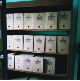 Gambar 3. Rak Kayu Arsip 