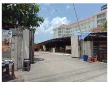 Gambar 3.9. Ornamen dengan Motif  Batik dalam Fasad  Bangunan Baru di Jl. Margo Utomo  (Sumber : dokumentasi survei, 2018) 