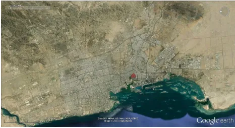 Figure 1, Old Jeddah (red) in the centre of modern Jeddah 