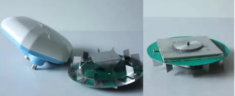 Figure 1: Comparison of the original and the dismantled dual-frequency antenna navXperience 3G+C