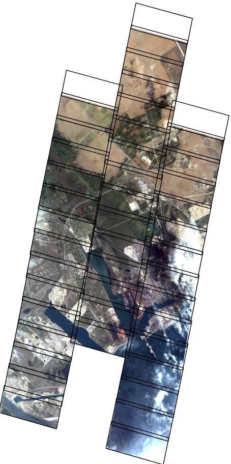 Figure 3: Fos sur Mer industrial zone as seen by Skysat-1. Thebounding boxes show the individual frames after coregistrationand multi-image fusion.