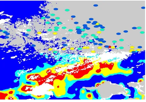 Figure 3: Citizen observations mapped on top the surface algalbloom product by the Finnish Environment Institute fromsummer 2011 based on MERIS data.