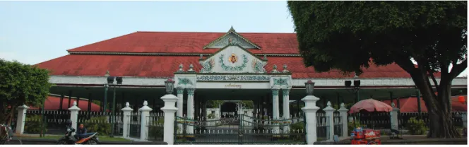 Gambar 4.5 Kraton Yogyakarta masih menjadi pusat kegiatan budaya Indonesia yang banyak dikunjungi oleh wisatawan domestik dan asing.