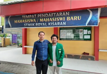 Foto bersama Wakil Ketua III STMIK Royal Kisaran   (Bapak Sudarmin, M.Kom) 