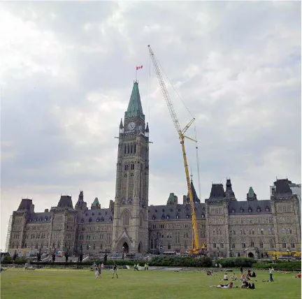 Figure 1: Photography of Peace Tower for SFM photogrammetry using a crane (HCS, 2015)