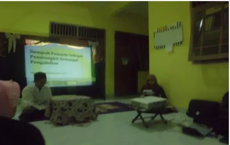 Gambar 7. Diskusi ilmiah dengan mendatangkan tutor 