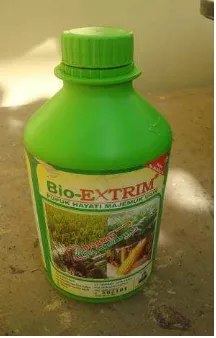 Gambar 2.  Pupuk organik cair Bio-Extrim. 