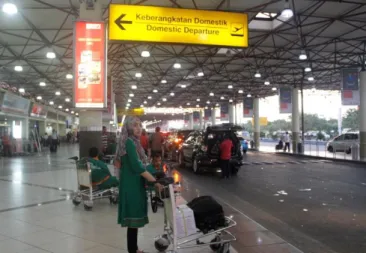Gambar 4.2. Fasilitas Departure Curb Bandara Juanda 