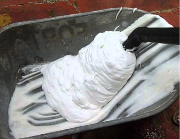 Gambar 1.2. Foam Agent dalam bentuk Foam 