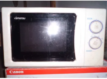 Gambar 1. Alat tanur gelombang mikro (microwave) merk Yamatsu 