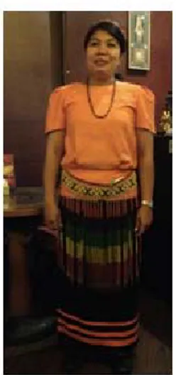 Gambar 22 Kostum Karyawan bernuansa Toraja  (sumber : foto pribadi, 2012) 