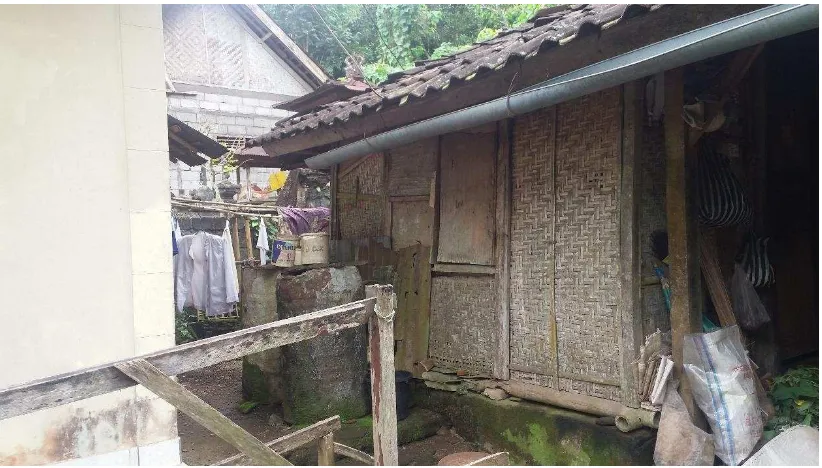 Gambar 1. Foto Rumah Keluarga Bapak Wayan Wiria 