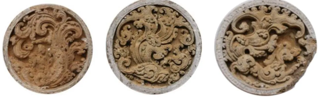 Gambar 3. Ukiran motif hewan (merak, phoenix, kuda) dengan bentuk bidang medallion.  