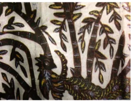 Gambar 1. Motif Mrico Bolong  Sumber: Anshori &amp; Kusrianto (2011, 201)  Beberapa  nama  motif  batik  Mojokerto  memiliki  kesamaan  nama  motif  dengan  batik  yang  berasal  dari  daerah  lain  seperti  motif  Pring  Sedapur  ditemukan  juga  pada  ba