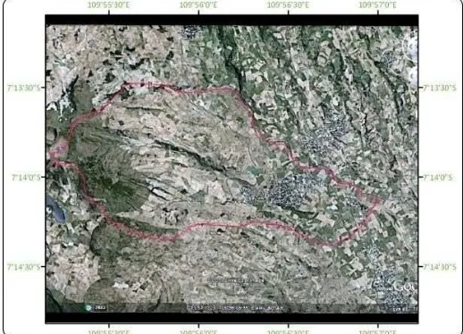 Gambar 3.1. Lokasi penelitian dengan latar belakang Google Earth (2010)  