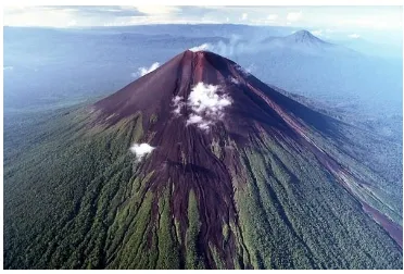 Gambar 14.5 Contoh gunung berapi aktif Sumber:http://www.smashinglists.com/wp-content/uploads/ 