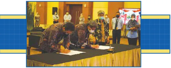 Gambar 8: Penandatanganan PKs Optimalisasi Pemungutan Pajak Pusat dan Pajak Daerah / Figure 8: signing of Cooperation Agreement of Optimization of Central Tax and Local Tax Collection
