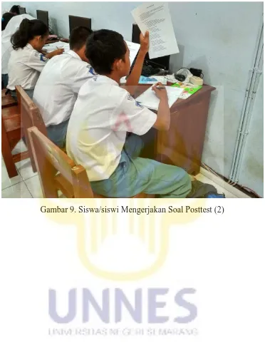 Gambar 9. Siswa/siswi Mengerjakan Soal Posttest (2) 