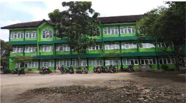 Gambar  Gedung  Fakultas  Ilmu  Tarbiyah  dan  Keguruan,  Universitas  Islam Negeri Sumatera Utara (UIN SU).