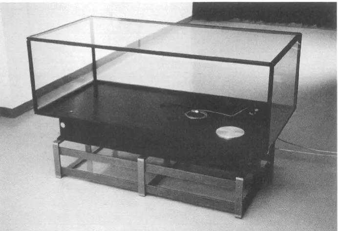 Figure 4.1Photograph of prototype hermetically sealeddisplay and storage case built for an Egyptianroyal mummy