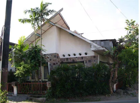 Gambar 5. Rumah jengki di Grogolan, Surakarta (Foto: Andi Setiawan 2007) 