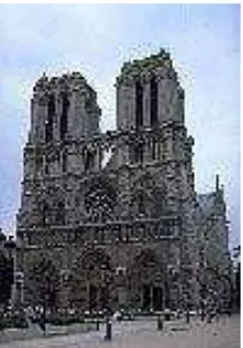Gambar 1. Foto rose window pada gerbang depan Notre-Dame, Perancis   