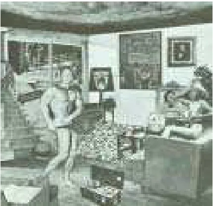 Gambar 5. Kolase karya Richard Hamilton, ”What Is It That Makes Today’s Homes So Different, So Appealing?” (1956)  
