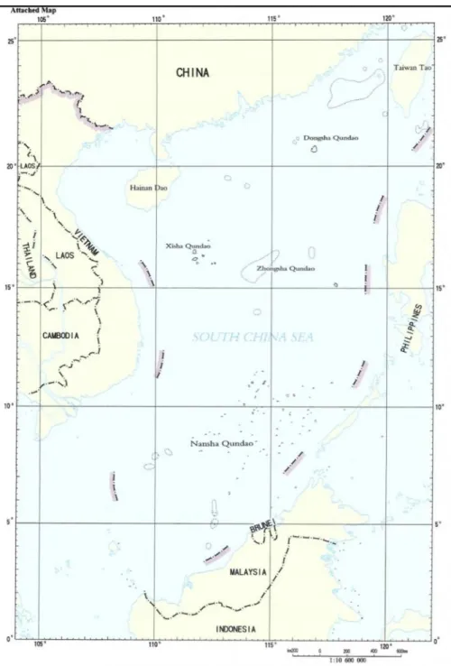 Gambar 2 Nine-dashed Line, Klaim TiongkoK di Laut Tiongkok Selatan (link  gambar: http://bit.ly/TiongkokLTS) 