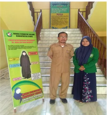 Foto bersama Sekretaris Dinas Syariat Islam Kabupaten Pidie 