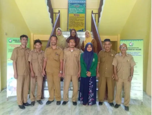 Foto bersama Staff Dinas Syariat Islam Kabupaten Pidie 