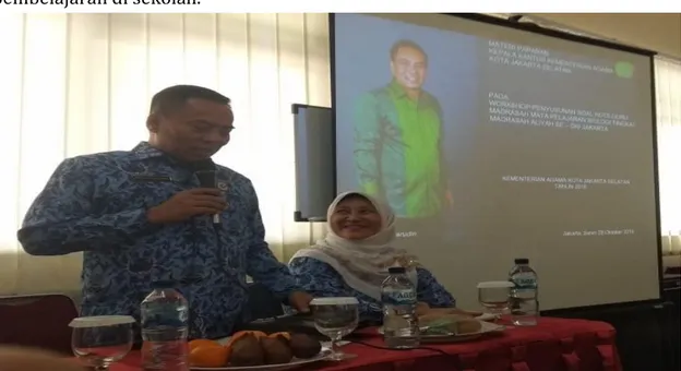 Gambar 1. Paparan Kepala Kantor Kementerian Agama Kota Jakarta Selatan  Paparan  selanjutnya  adalah  oleh  narasumber